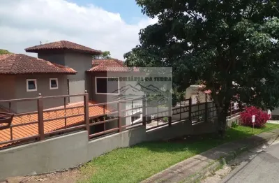 Casa p/ locação no condomínio na serra da cantareira: 3 quartos, 1 suíte, 2 salas, 4 banheiros, 4 vagas, 250m².