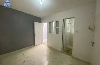 Casa com 1 quarto para alugar na Rua São Marcelo, 162, Vila Gustavo, São Paulo por R$ 800