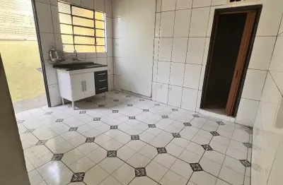 Casa com 1 quarto para alugar na rua capitão john cordeiro e silva, 207, jardim luso, são paulo, 50 m2 por r$ 820