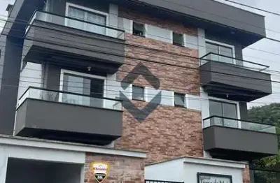 Apartamento no condomínio treze de maio localizado na rua treze de maio