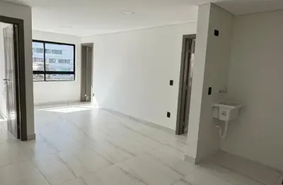 Vendo apartamento 69 m², 3 quartos, 1 suíte, 250 metros mar, r$ 640.000,00.