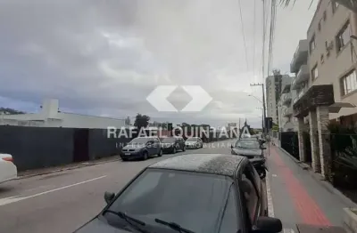 Casa comercial à venda, 3 quartos, 3 vagas, kobrassol, são josé - sc