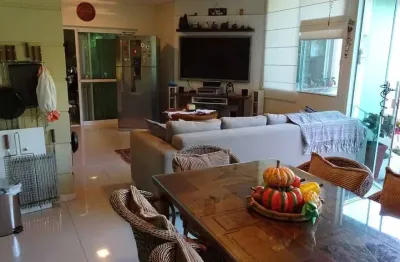 Casa à venda, 4 quartos sendo 4 suítes, 4 vagas, condomínio fechado de alto padrão, córrego grande, florianópolis - sc