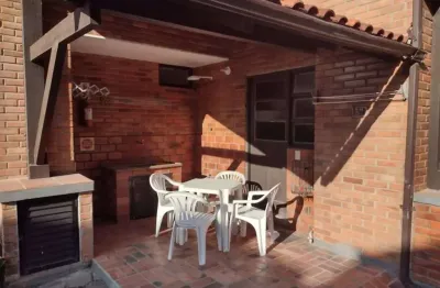 Casa à venda, 2 quartos, condomínio fechado pé na areia, canasvieiras, florianópolis - sc