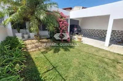 Casa 3 quartos sendo 1 suíte, 2 vagas, em barreiros, sj, com 3 quartos sendo 1 suíte, 220m² privativos e  380m² de terreno