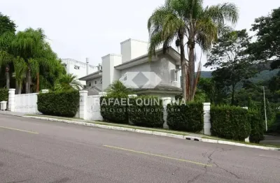 Casa em condomínio alto padrão à venda,  5 quartos sendo 2 suítes, 3 vagas, lagoa da conceição, florianópolis, sc