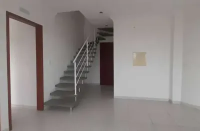 Venda: apartamento de cobertura duplex 3 quartos sendo 3 suítes, lavabo, 2 vagas, hobby box, 162m², capoeiras, florianópolis - sc