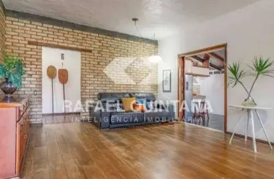 Casa à vendas, 5 quartos sendo 1 suíte, 5 vagas, 313m², lagoa da conceição, florianópolis - sc