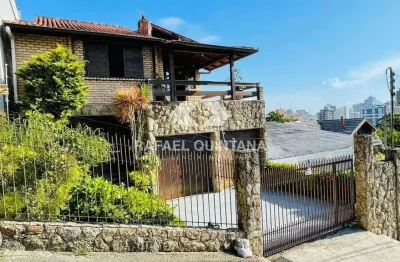 Casa à venda, 3 quartos sendo 1 suíte, 2 vagas, 390m², centro, florianópolis - sc