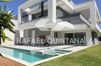 Venda: casa 4 quartos, 4 vagas, alto padrão com arquitetura moderna, ingleses do rio vermelho, florianópolis - sc