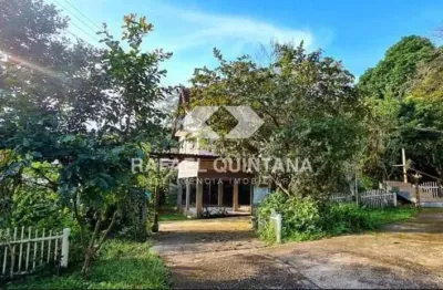 Venda: casa 3 dormitórios sendo 3 suítes, 3 vagas, sambaqui, florianópolis - sc