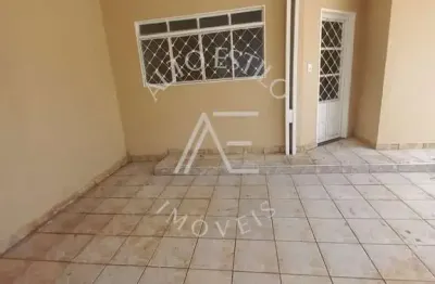 Casa com 3 dormitórios 1 suíte no parque das andorinhas