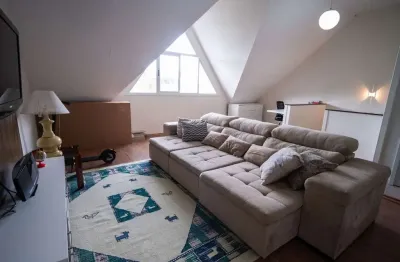 Triplex à Venda no Boqueirão em Curitiba  3 Quartos, Suíte com Closet, Ático e Churrasqueira 167m² Privativos