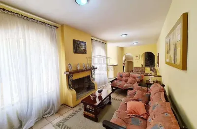 Casa com 3 quartos para alugar na Rua Vicente de Carvalho, Anchieta, São Bernardo do Campo