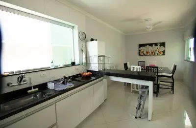 Casa com 6 quartos à venda na Rua Antônio José Vaz, Vila Caraguatá, São Paulo