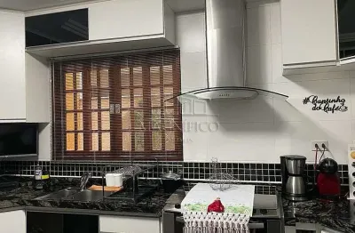 Casa com 3 quartos à venda na Rua Guaiamu, Santa Maria, São Caetano do Sul