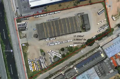 Terreno à venda na Avenida dos Estados, Santa Teresinha, Santo André