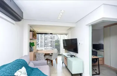 Apartamento com 3 quartos à venda na Rua Cardeal Arcoverde, Pinheiros, São Paulo