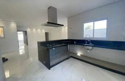 Casa com 4 quartos à venda na Rua Tenente Antônio João, Cerâmica, São Caetano do Sul