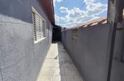 Casa térrea em condômio fechado com 2 quartos sendo 1 suíte e 2 vagas no padroeira - osasco