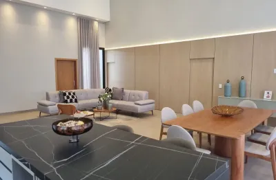 Residência térrea decorada no condomínio alphaville bauru