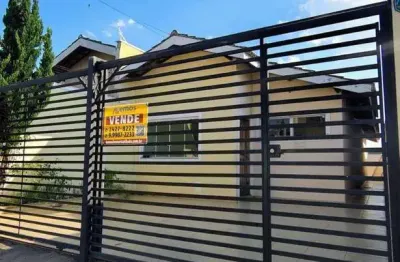 Casa com 3 quartos à venda na Rua Copos de Leite, 359, Loteamento Nova Atibaia, Atibaia