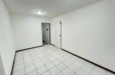 Apartamento com 2 quartos à venda em caji, lauro de freitas , 57 m2 por r$ 140.000