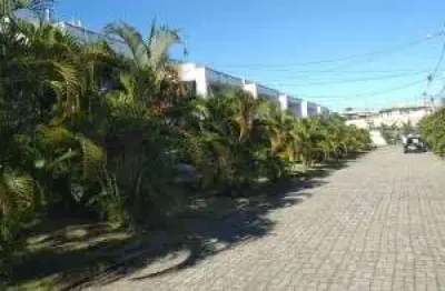 Casa com 4 quartos para alugar no Buraquinho, Lauro de Freitas 