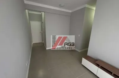 Apartamento reformado de 2 dormitórios, vaga e lazer no bairro do limão
