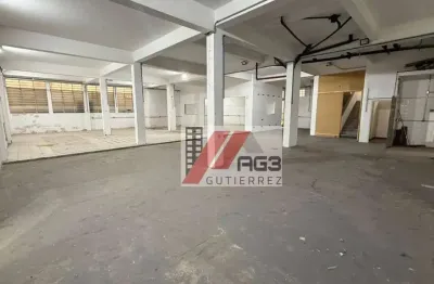 Galpão comercial com frente para duas ruas, 2 salões principais, uma doca, vestiário e vagas no bairro do limão
