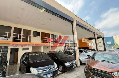 Galpão/Loja de esquina com fachada e pé direito excelentes, escritórios, copa e 2 banheiros na Casa Verde