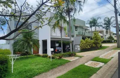 Casa à venda no condomínio parque das quaresmeiras, em campinas.