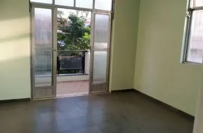 Flamboyant: apartamento com 03 quartos, sendo 01 suíte