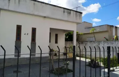 Casa com 3 quartos à venda no Centro, Campos dos Goytacazes 