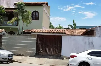 Casa com 3 quartos à venda no Centro, Campos dos Goytacazes 