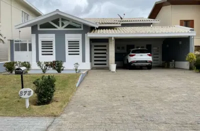 Casa com 3 quartos à venda no Centro, Taubaté 