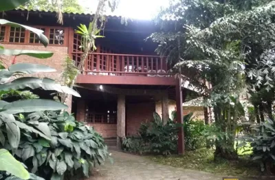 Casa com 5 quartos à venda na Praia do Lazaro, Ubatuba 