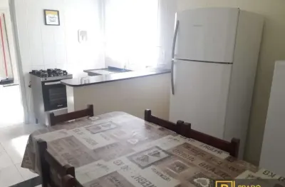 Praia grande - apartamento de 2 dormitórios a 100 metros da praia!