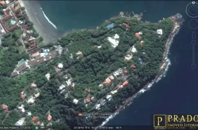 Terreno nas toninhas! 785 m² de área em condomínio fechado