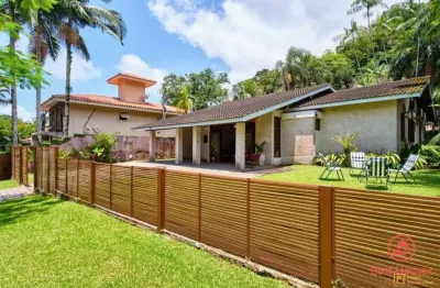 Casa em condomínio fechado com 4 quartos à venda no Domingas Dias, Ubatuba 