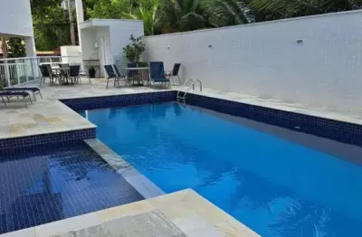 Apartamento dois dormitórios sendo 1 suíte, a 400 mts da praia das toninhas, oportunidade!