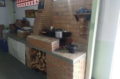 Casa em taubaté com dois dormitórios sendo uma suíte