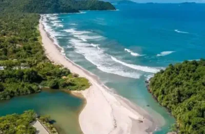 Terreno à venda na Praia do Itamambuca, Ubatuba 