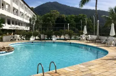 Apartamento com 02 dormitórios, sendo 01 suíte, em empreendimento com lazer completo ! e vista para o mar.