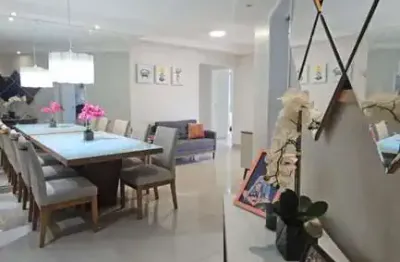 Apartamento de 160m2 em uma area nobre de 3 dormitorios sendo uma suite