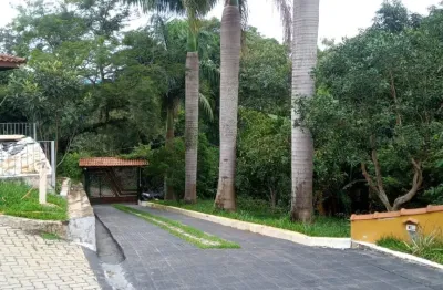Chacara 700m² terreno 3300 casa principal + duas casas de visitas