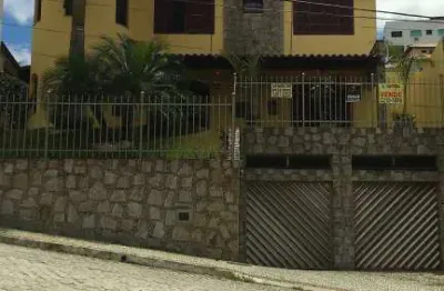 Casa com 5 dormitórios à venda, 400 m² por r$ 1.250.000,00 - quintas das avenidas - juiz de fora/mg