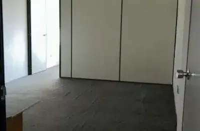 Sala comercial no centro de curitiba – ideal para escritórios ou consultórios