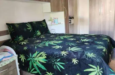 Opotunidade única - sobrado ensolarado, semi mobiliado, com 02 quartos, duas vagas cobertas