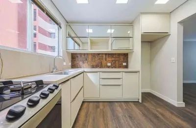 Apartamento 3 quartos, 1 suíte, 1 vaga de garagem no ed las palmas, bairro batel - curitiba/pr